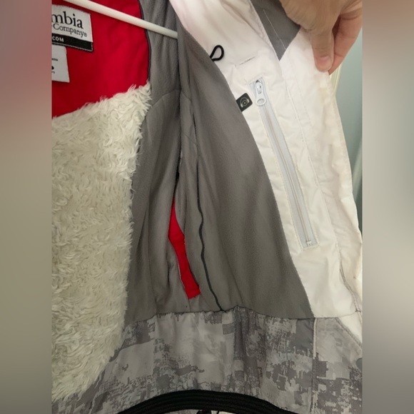 Columbia ski/snowboarding jacket - Picture 8 of 13